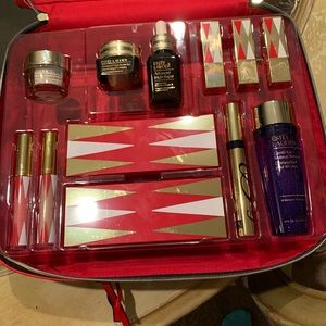 NEW 2019 Estee Lauder Blockbuster Holiday Makeup